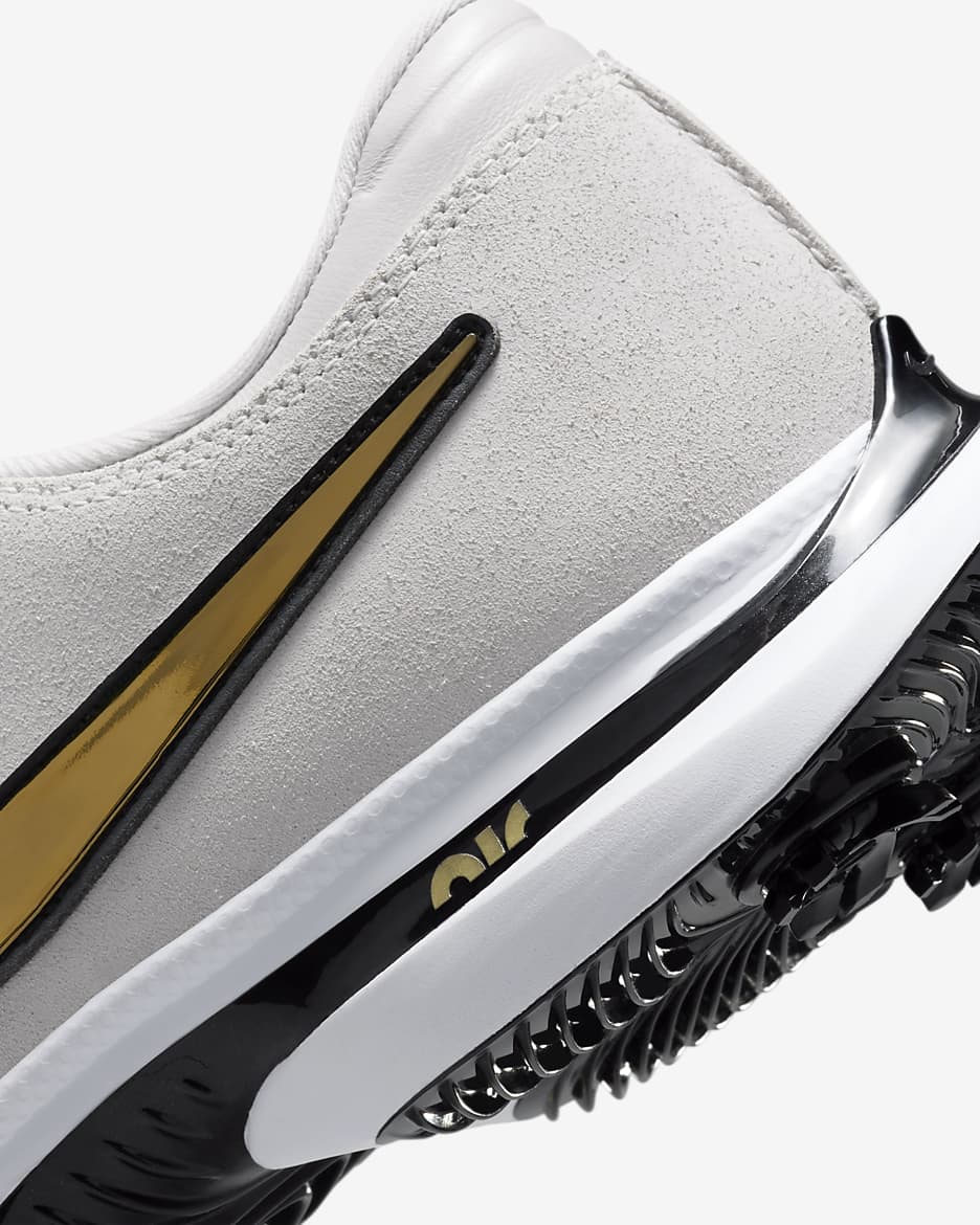 Gold nike golf shoes best sale